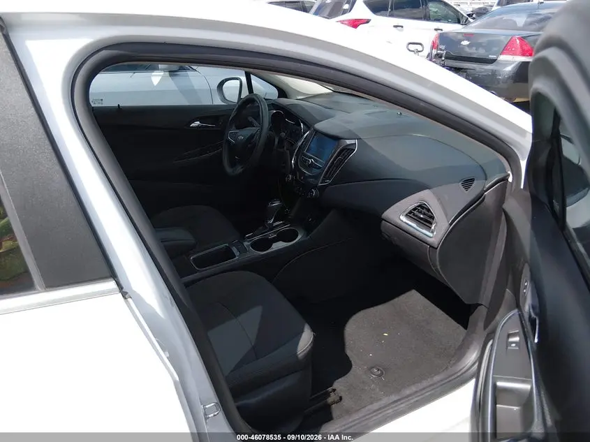 2017 CHEVROLET CRUZE LT AUTO