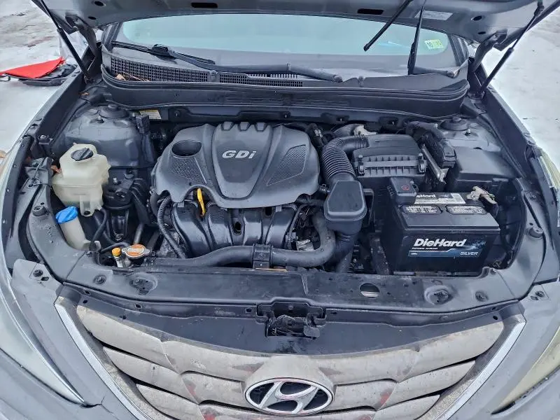 2013 HYUNDAI SONATA SE  