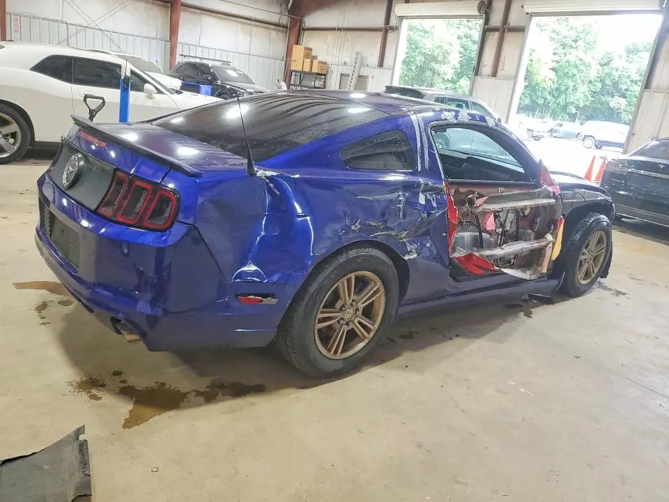 2013 FORD MUSTANG   