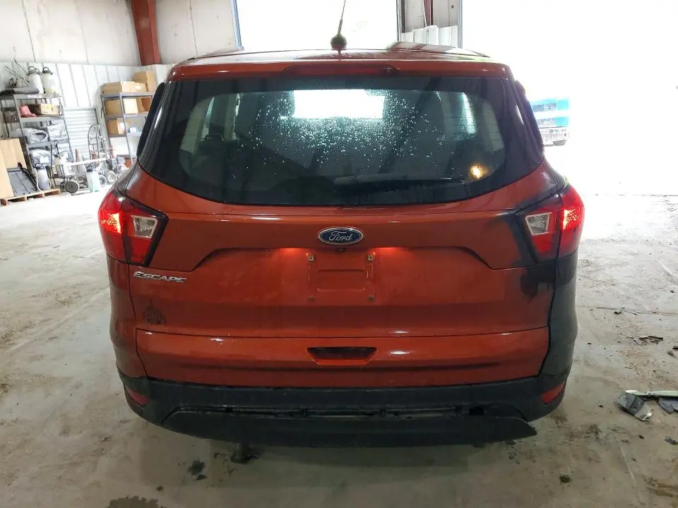 2019 FORD ESCAPE S  