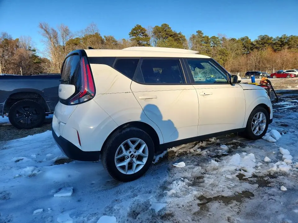 2023 KIA SOUL   