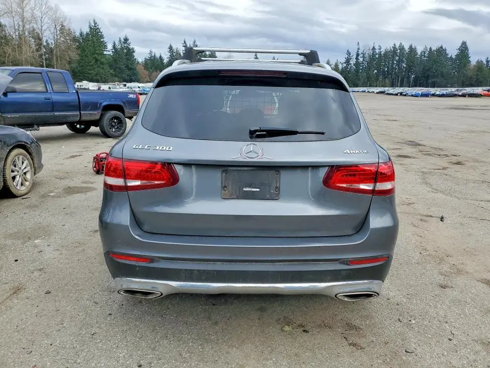 2018 MERCEDES-BENZ GLC 300 4MATIC  