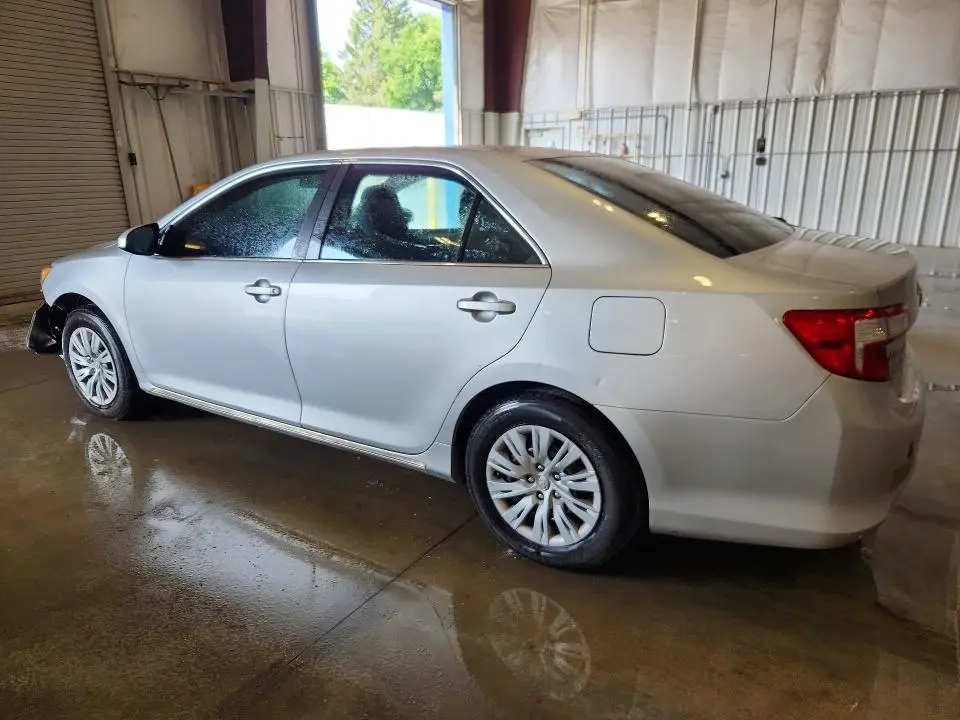 2012 TOYOTA CAMRY LE  