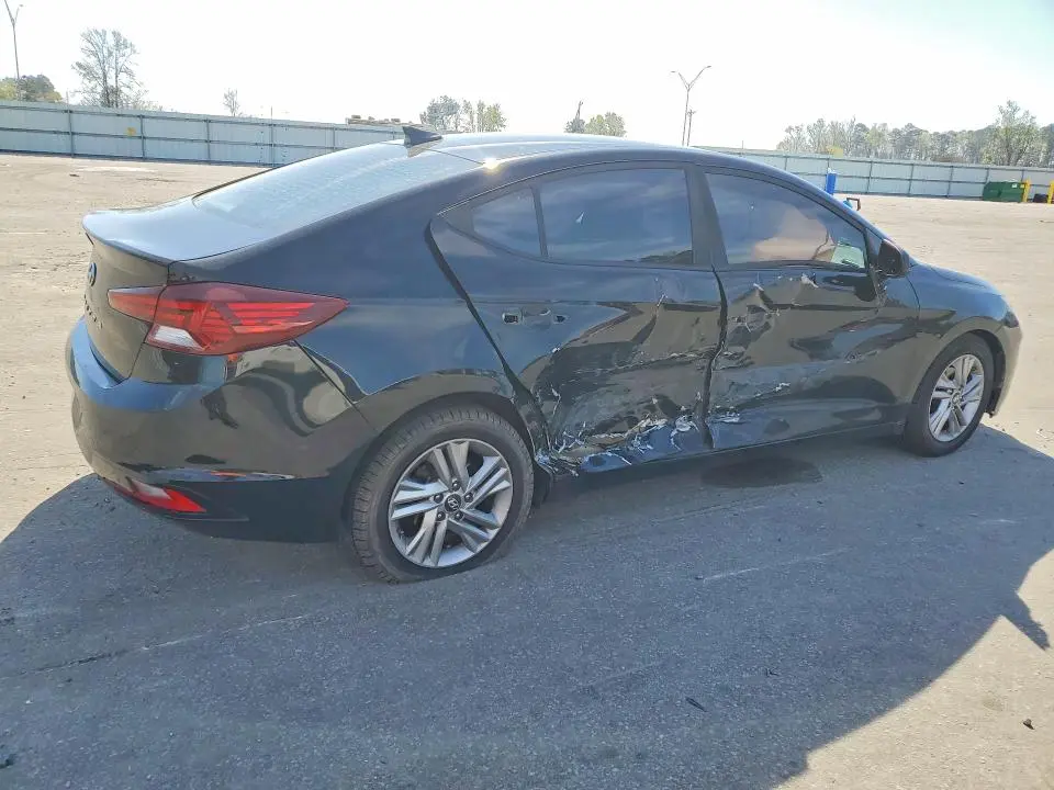 2019 HYUNDAI ELANTRA SEL  