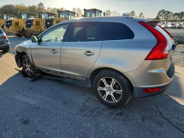 2011 VOLVO XC60 T6  