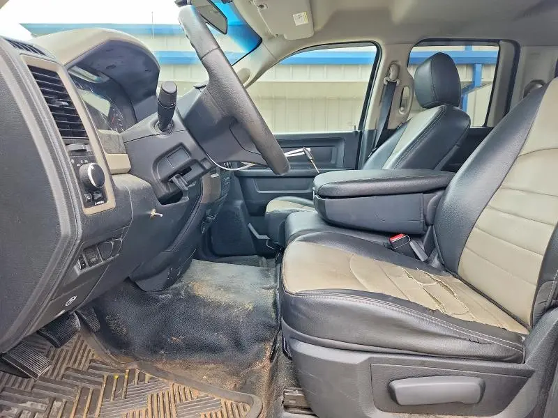 2012 DODGE RAM 1500 ST  