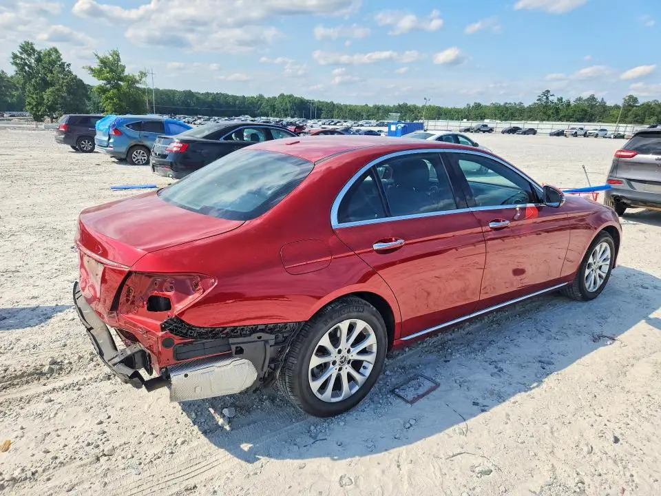 2019 MERCEDES-BENZ E 300  
