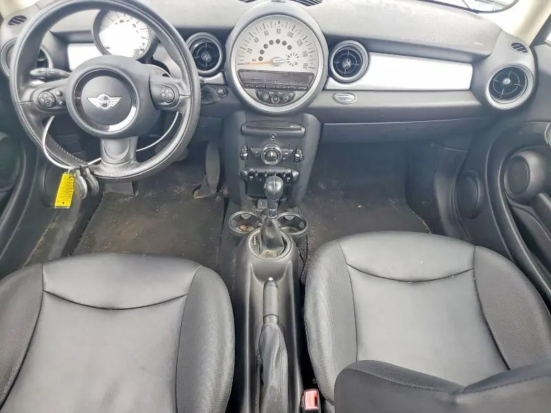 2013 MINI COOPER   