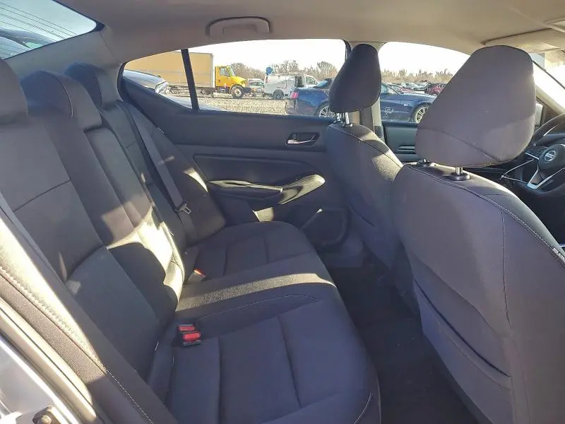 2019 NISSAN ALTIMA S  