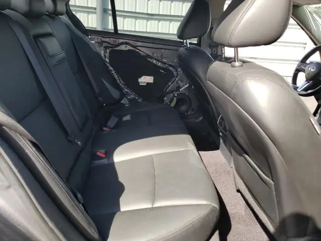 2018 INFINITI Q50 LUXE  