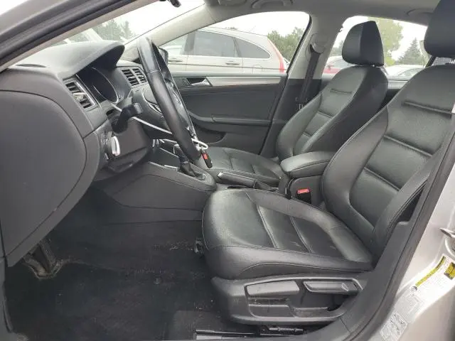 2015 VOLKSWAGEN JETTA SE  