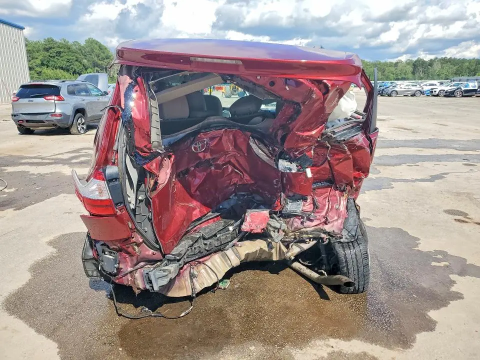 2017 TOYOTA SIENNA XLE PREMIUM 8-PASSENGER  