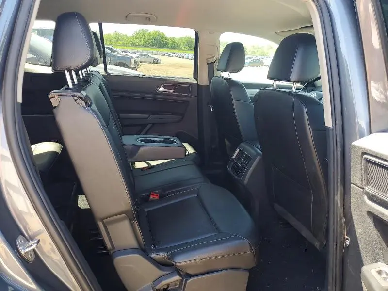 2018 VOLKSWAGEN ATLAS SE  