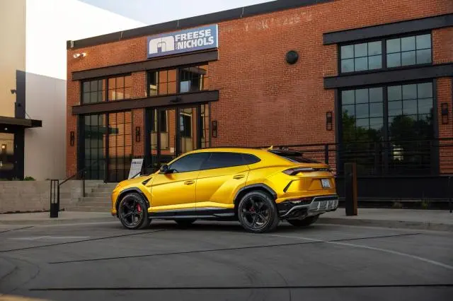 2019 LAMBORGHINI URUS   