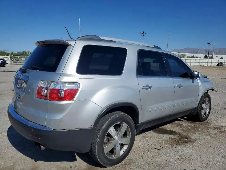 2011 GMC ACADIA SLT-1  