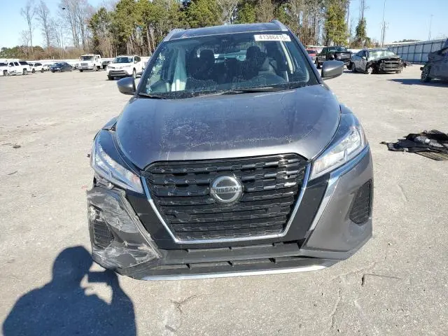 2021 NISSAN KICKS SV  