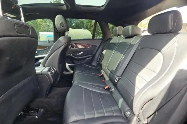 2019 MERCEDES-BENZ GLC 300  