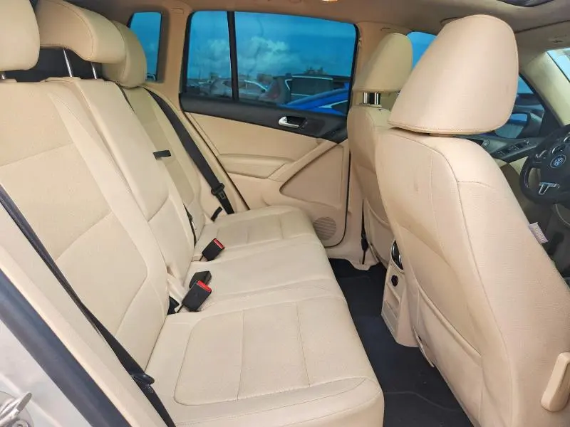 2013 VOLKSWAGEN TIGUAN S  