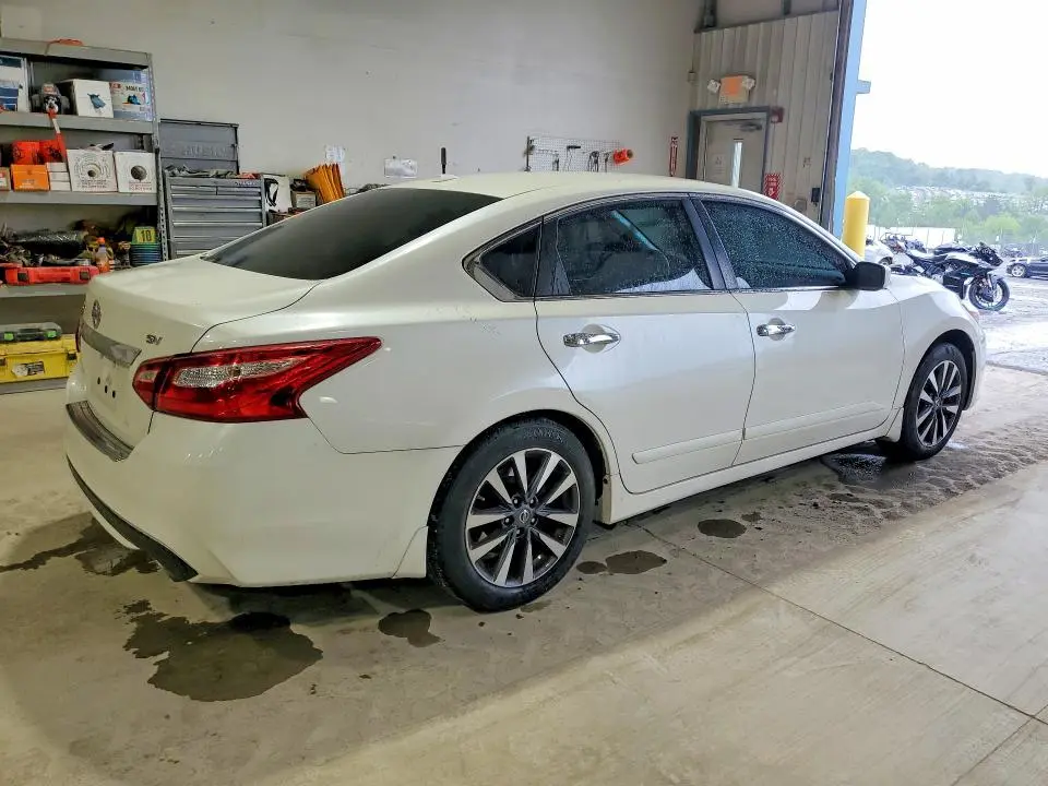2017 NISSAN ALTIMA 2.5 SV  