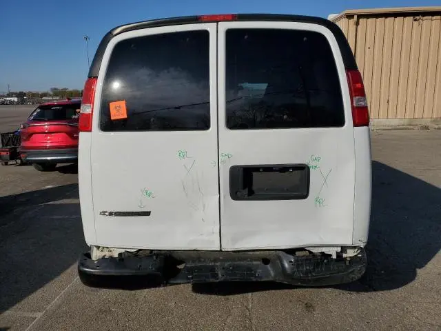 2019 CHEVROLET EXPRESS G2500 LS  