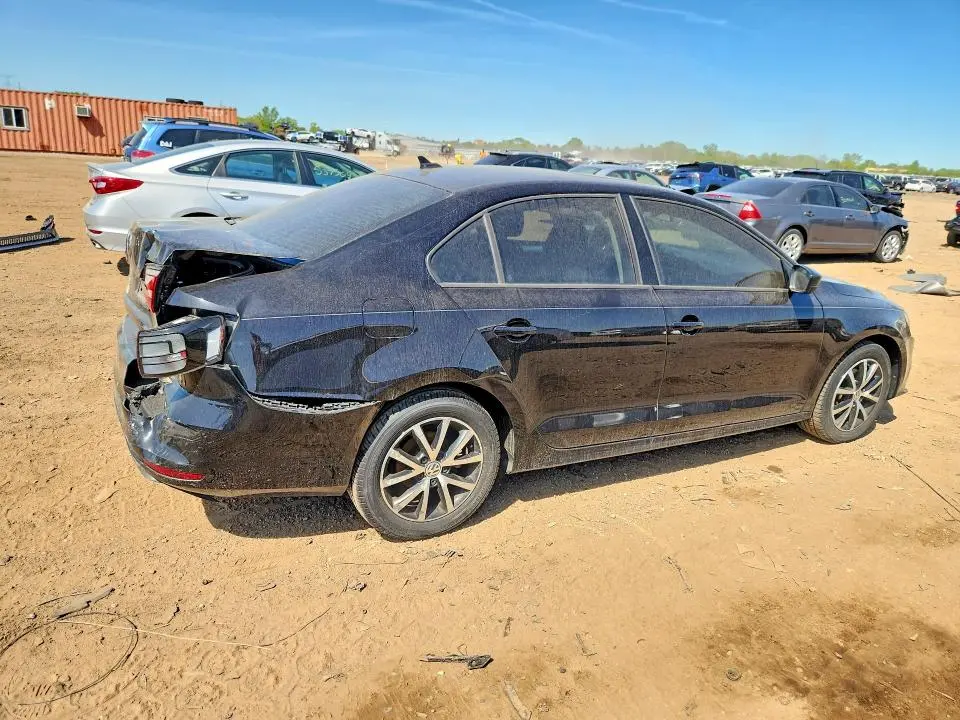 2016 VOLKSWAGEN JETTA SE  