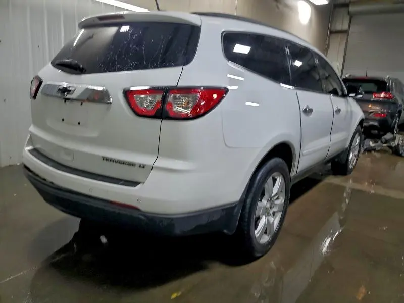 2016 CHEVROLET TRAVERSE LT  