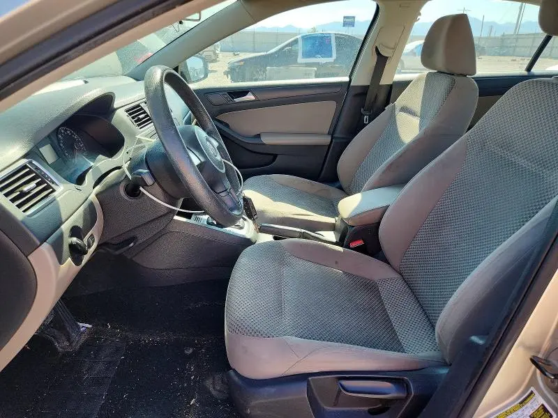 2014 VOLKSWAGEN JETTA BASE  