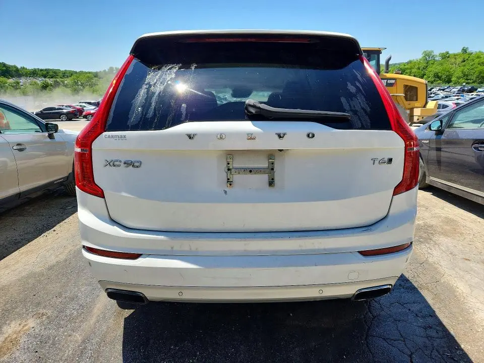 2019 VOLVO XC90 T6 MOMENTUM  