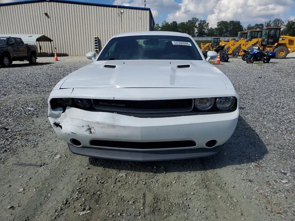 2013 DODGE CHALLENGER SXT  