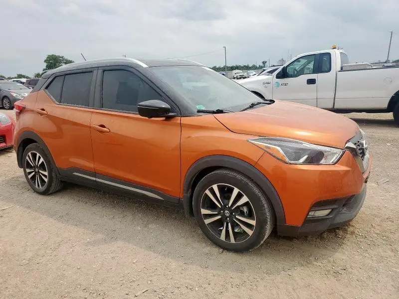 2019 NISSAN KICKS S  