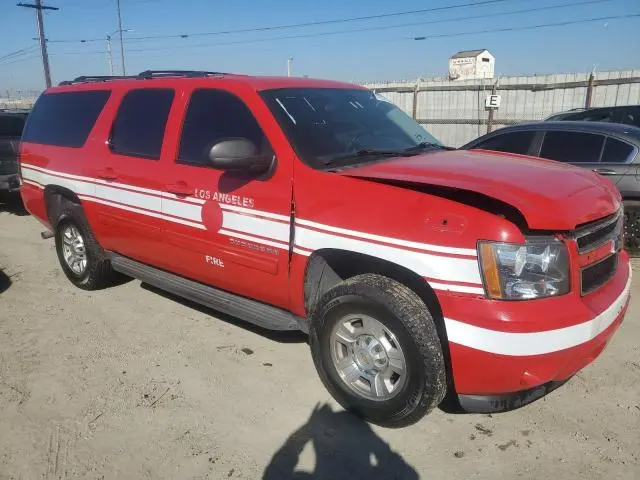 2010 CHEVROLET SUBURBAN C2500  LT  