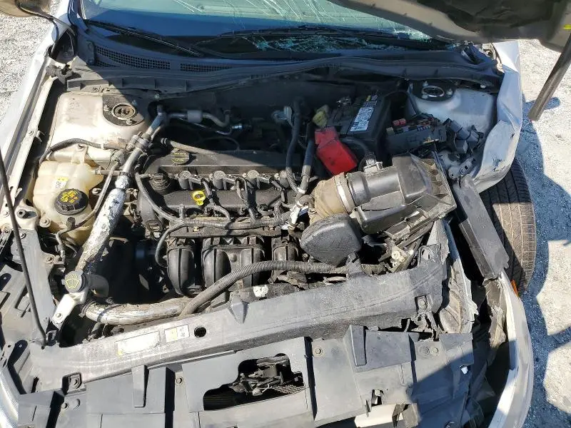 2010 FORD FUSION S  