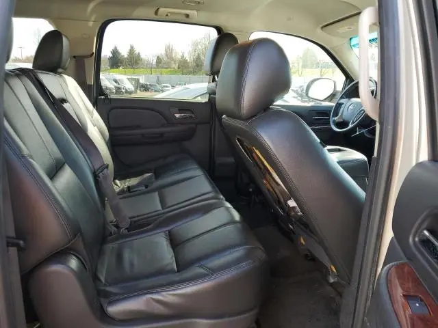 2013 GMC YUKON XL C1500 SLT