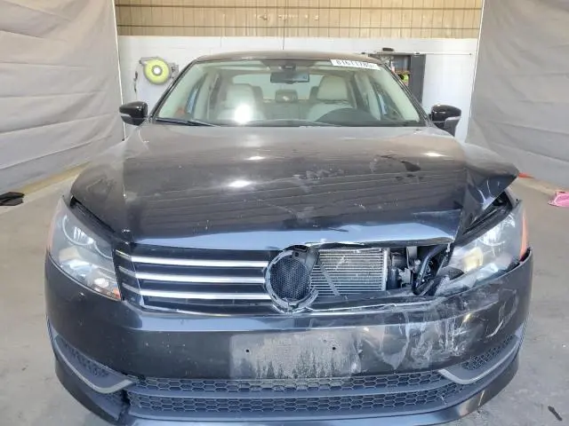 2012 VOLKSWAGEN PASSAT SE