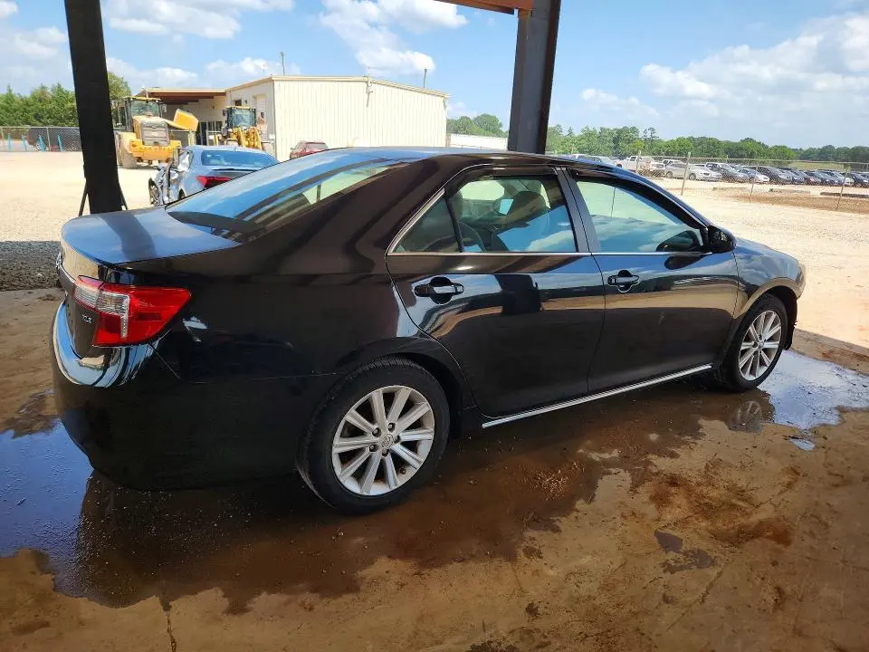 2012 TOYOTA CAMRY XLE  