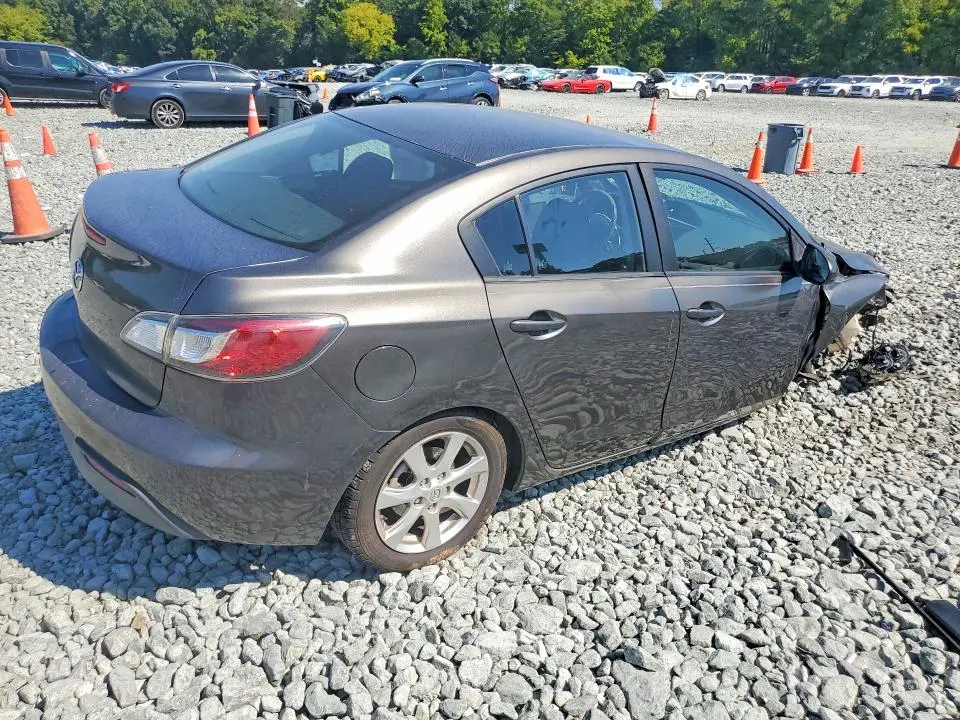 2010 MAZDA 3 I  