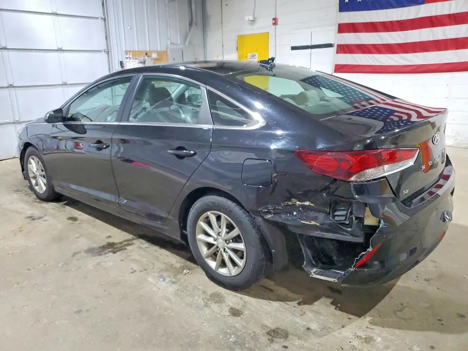 2018 HYUNDAI SONATA SE  