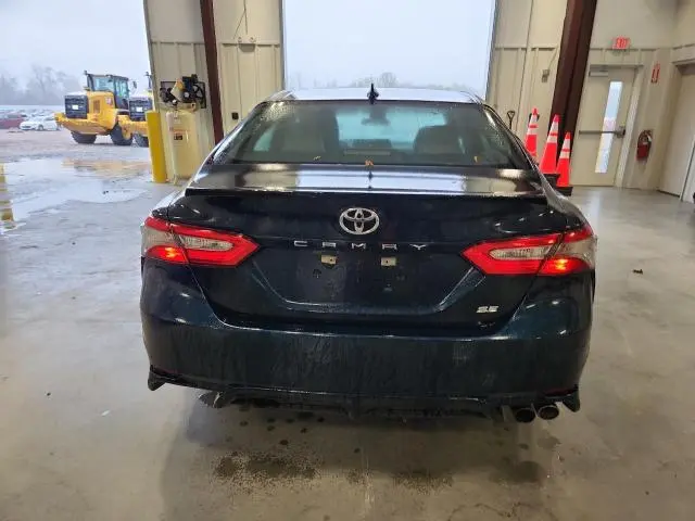 2019 TOYOTA CAMRY SE  
