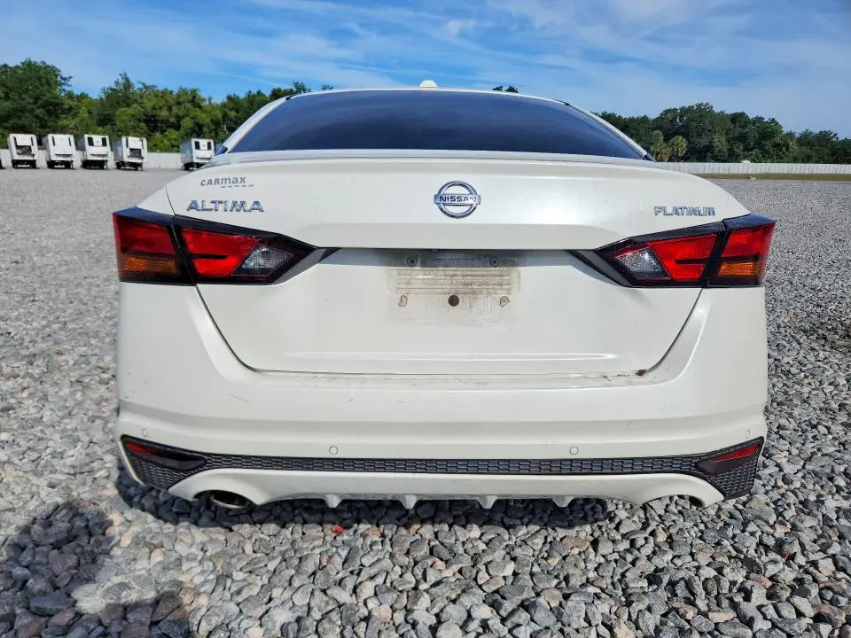 2019 NISSAN ALTIMA PLATINUM  