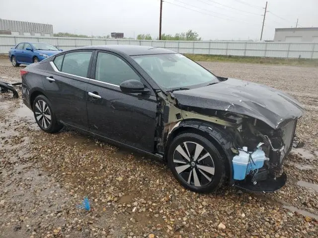 2022 NISSAN ALTIMA SV