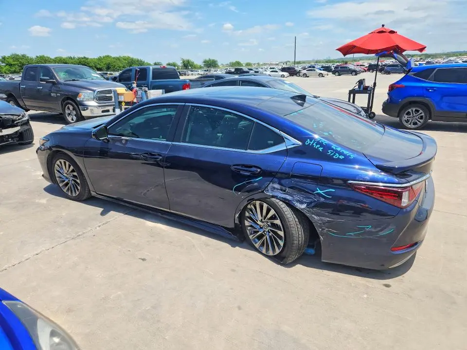2025 LEXUS ES 350 ULTRA LUXURY  