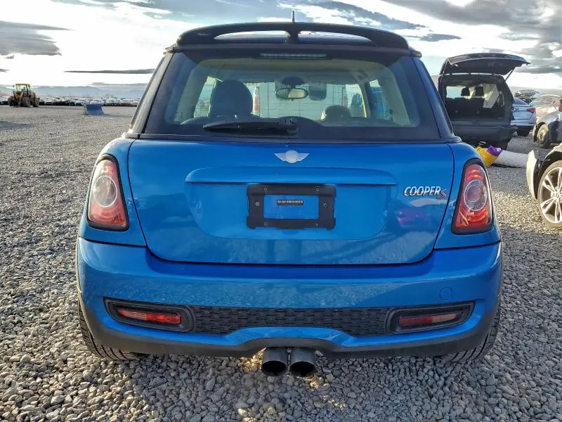 2012 MINI COOPER S  