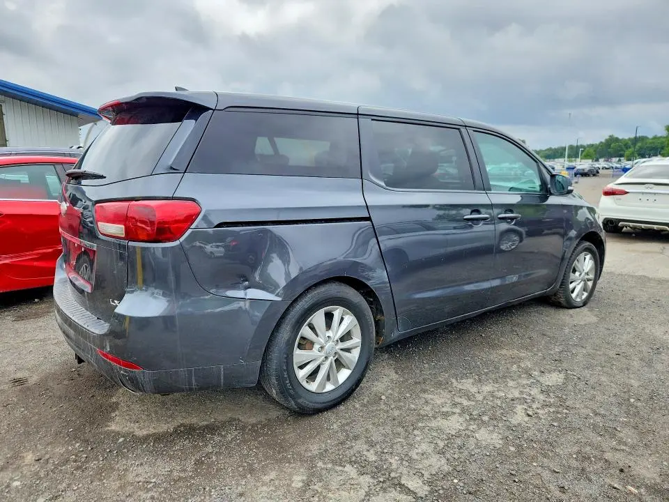 2018 KIA SEDONA LX  