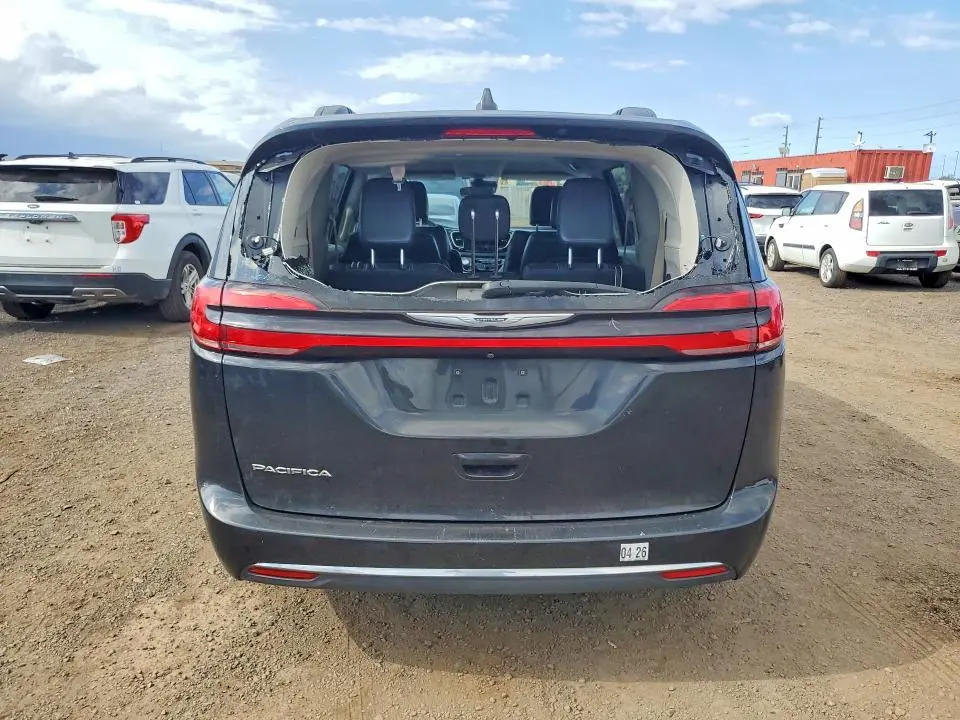 2022 CHRY PACIFICA T