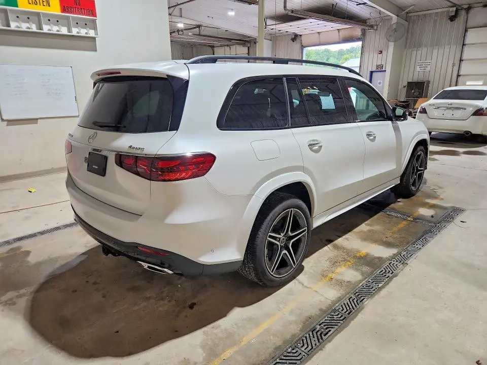 2026 MERCEDES-BENZ GLS 450 4MATIC  