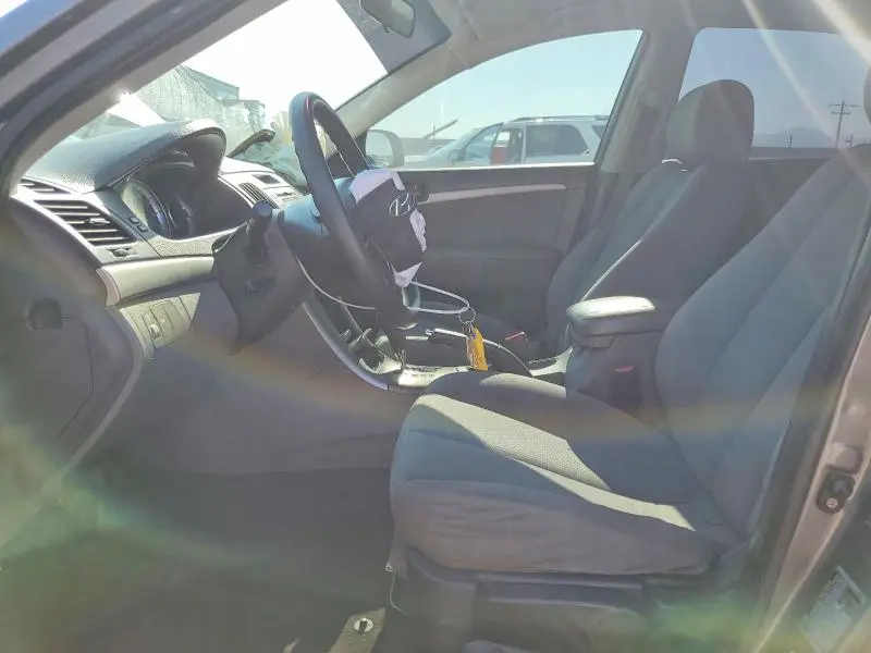 2010 HYUNDAI SONATA GLS  