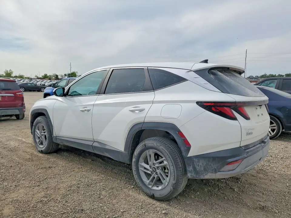 2025 HYUNDAI TUCSON SE  
