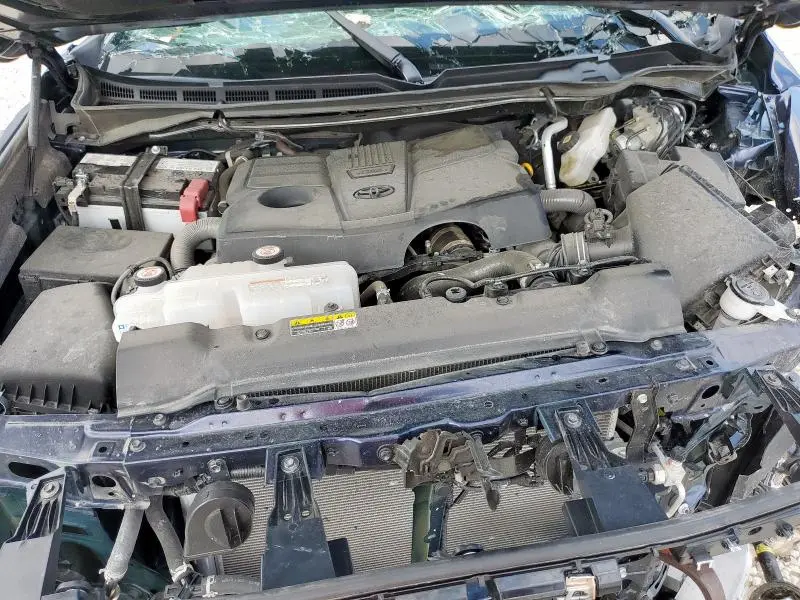 2025 TOYOTA TUNDRA CREWMAX PLATINUM  