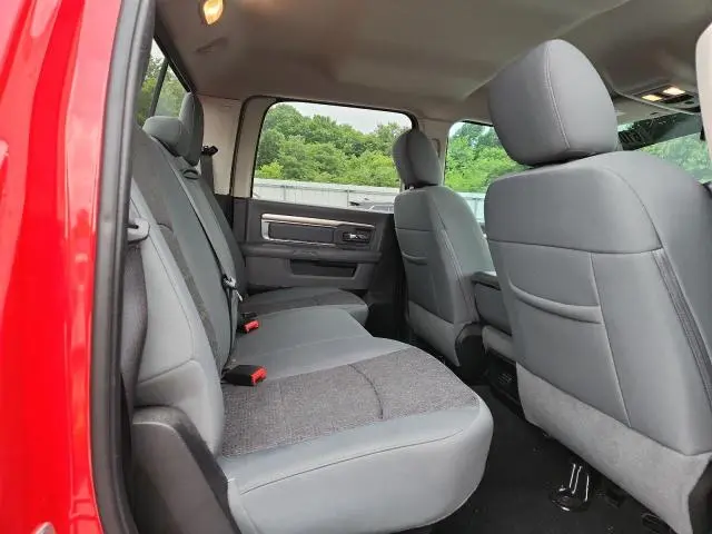 2017 RAM 1500 SLT  