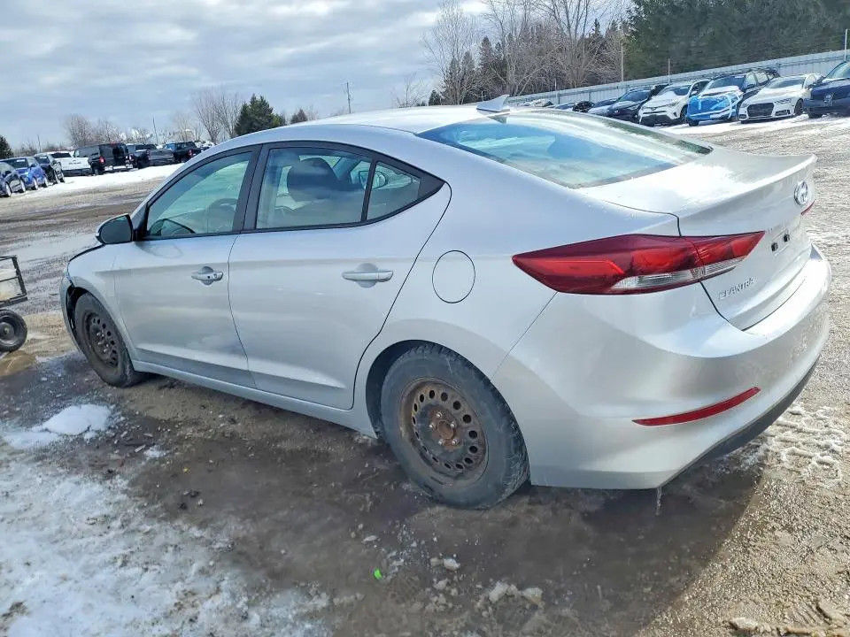 2017 HYUNDAI ELANTRA SE  